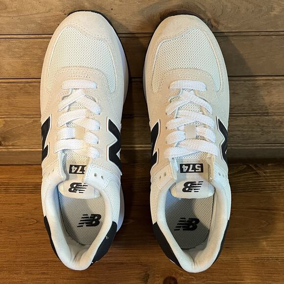 New Balance 574 Linen And Sea Salt Tennis Shoes Suede Mesh Women’s Size 9.5 - Picture 9 of 11